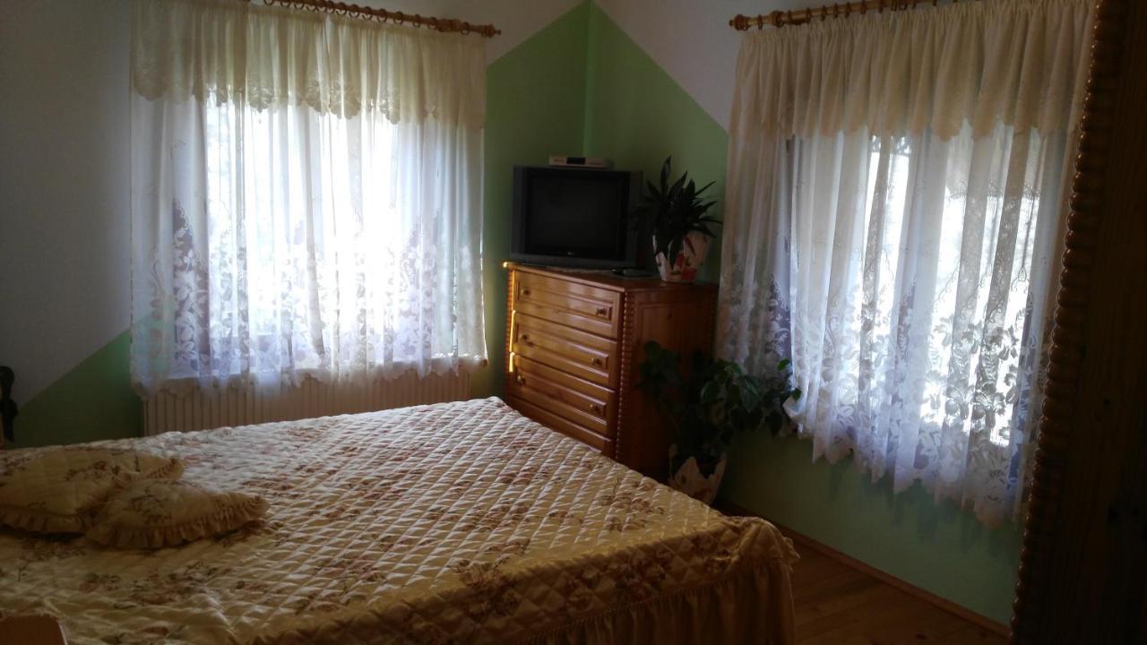 Guest House PETROVA Cherven  Extérieur photo