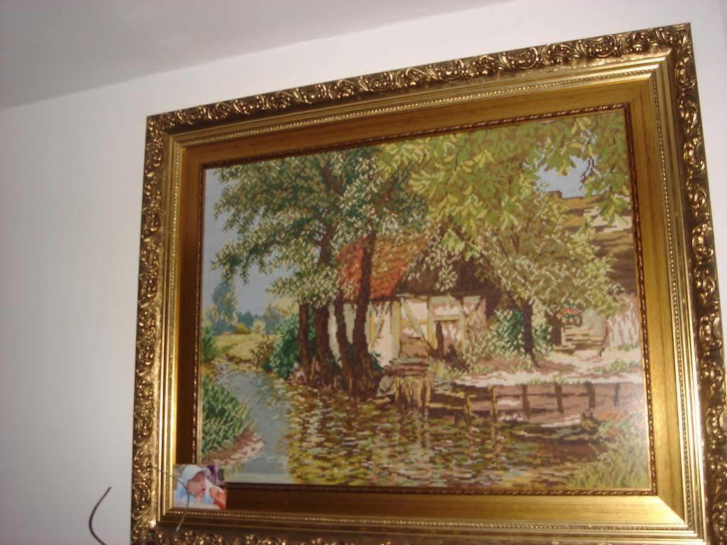 Guest House PETROVA Cherven  Extérieur photo
